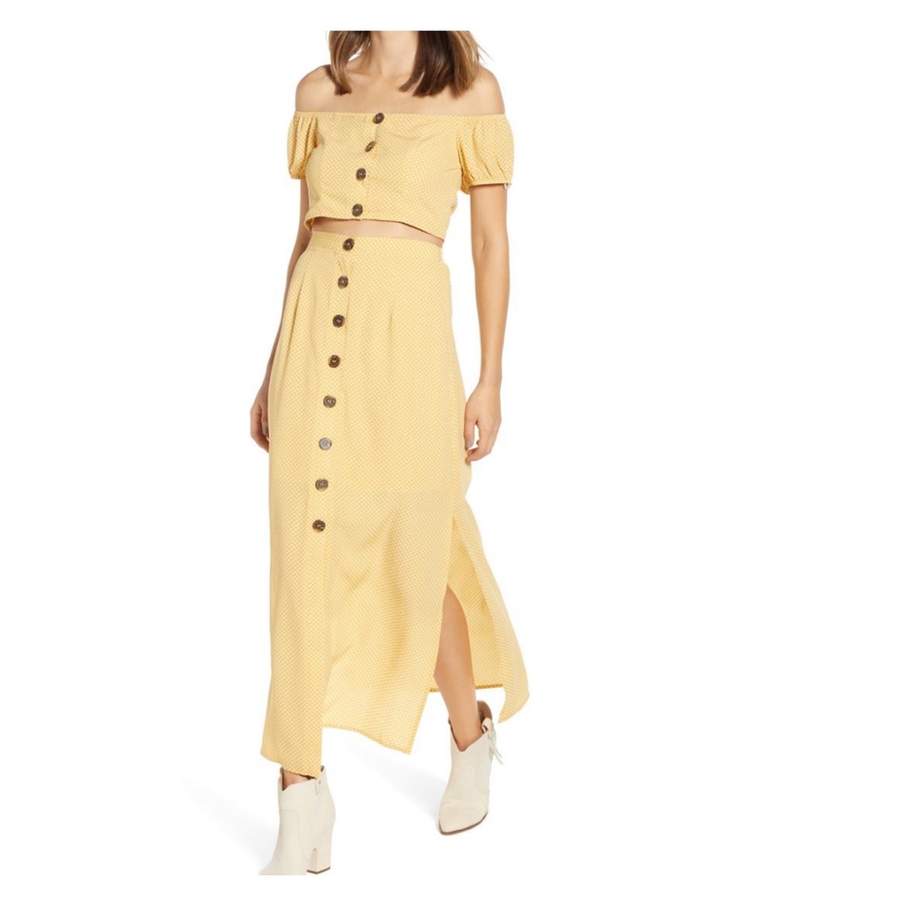 Polka Dot Maxi Skirt!! 😍😍